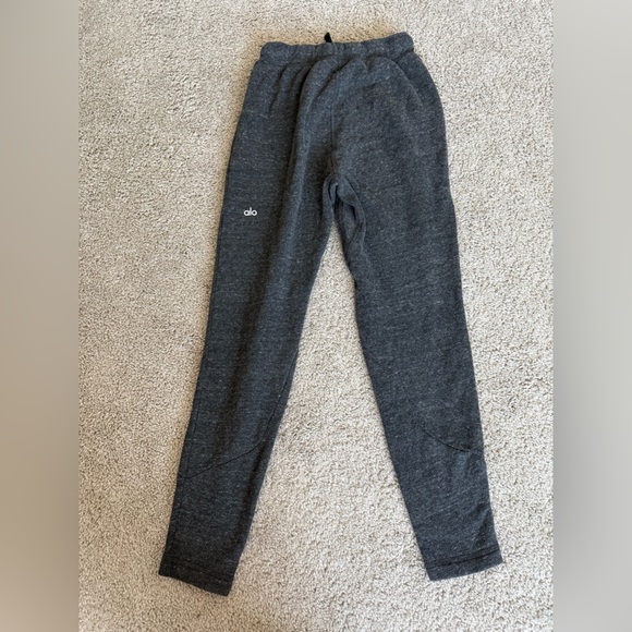 ALO Yoga Men’s Triumph Sweatpant - Grey Triblend Size Small - Picture 6 of 11
